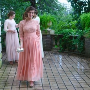 Dainty Jewells Exquisite Manor in Dusty Blush